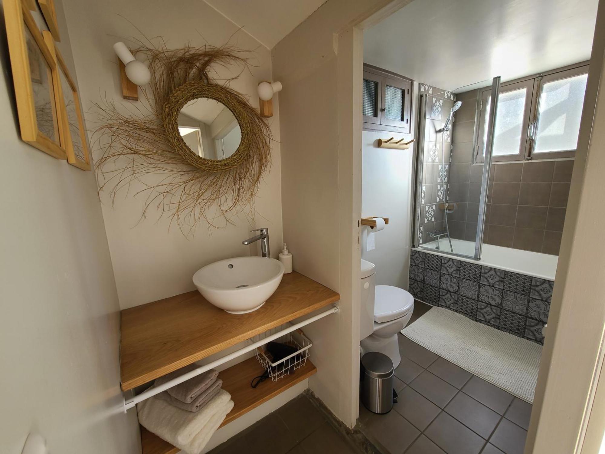 Plan B Hotel Saint-Jean-Pied-de-Port Eksteriør billede